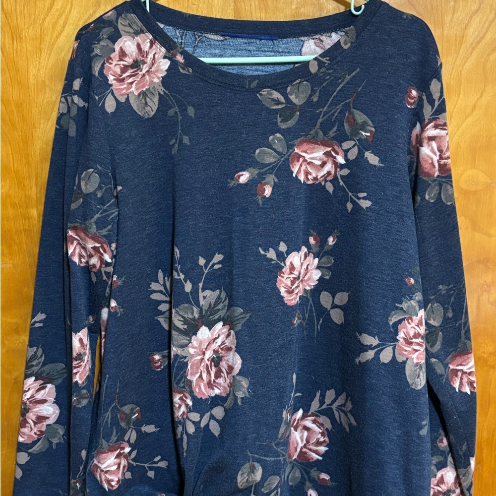 Navy Floral Long-Sleeve Women's Top - Pink Rose Print